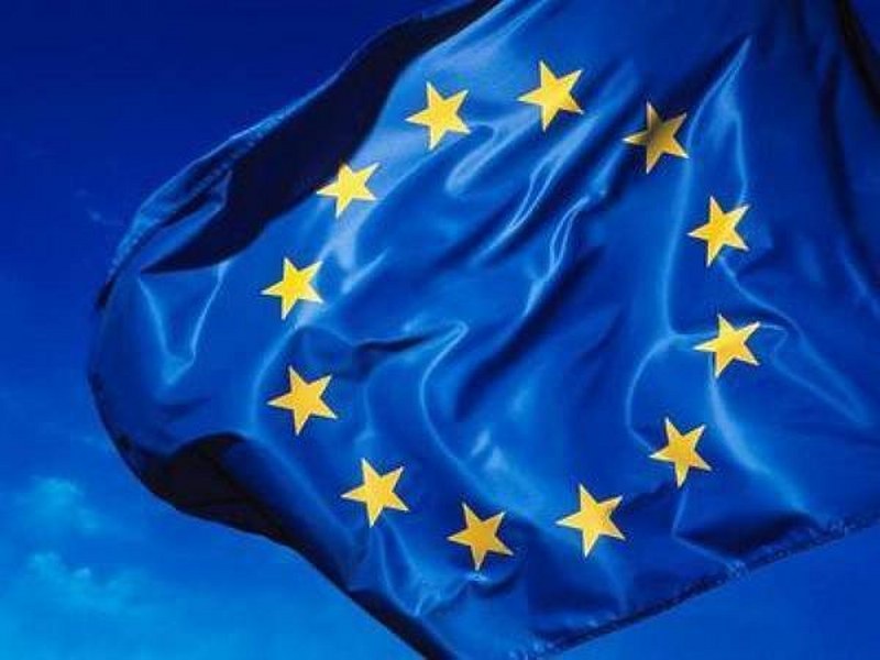 quante stelle ha la bandiera europea?